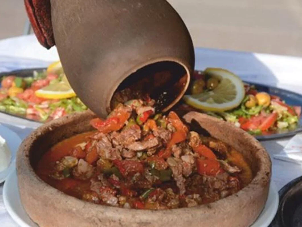 Eskişehir’in Efsanevi Lezzeti: Çömlek Kebabı