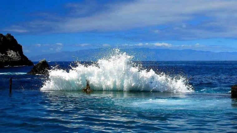 Rüyada Deniz Görmek: Anlamı ve Yorumları