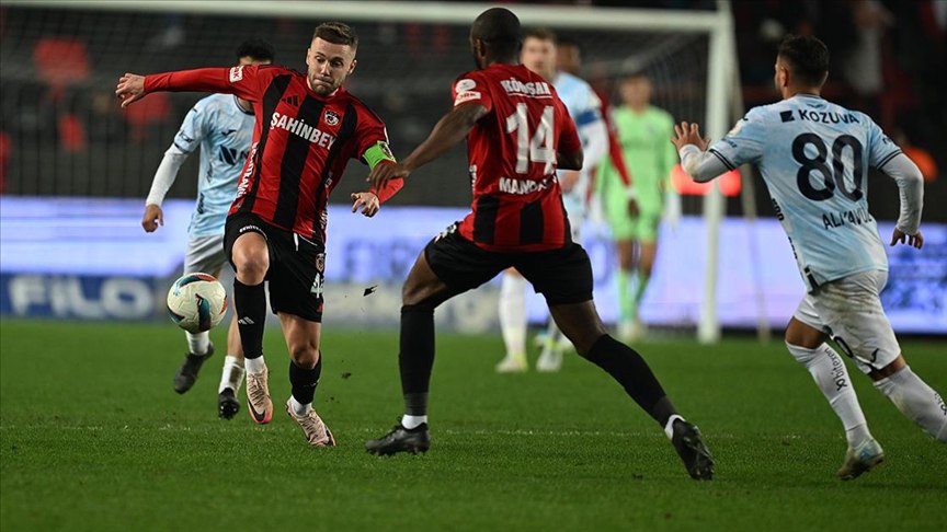 Gaziantep FK Evinde 6’da 6 Yaparak Süper Lig’de Zirveye Tırmanıyor!