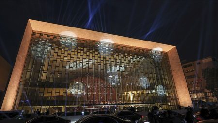 “La Traviata” İstanbul’da Sahnelenecek